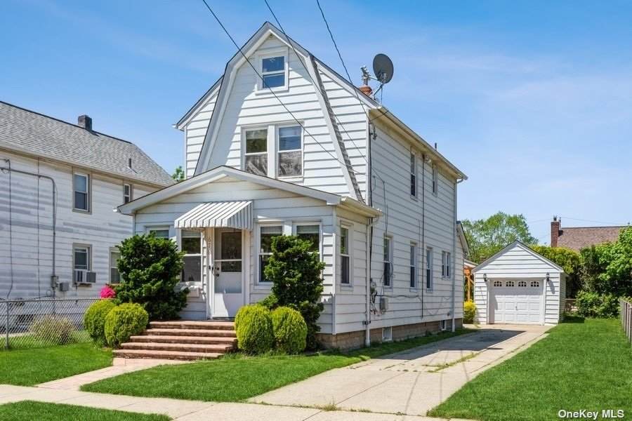676 Jennings Avenue - Photo 1