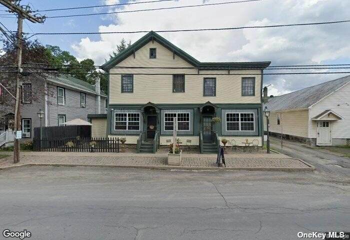 360 Main St - Photo 1