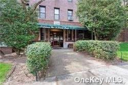 115-25 Metropolitan Avenue - Photo 1