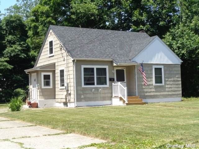 1324 Thompson Drive - Photo 1