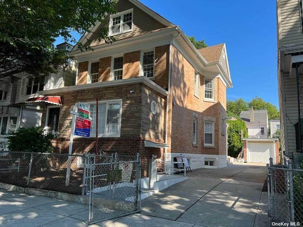 84-01 89th Avenue - Photo 1