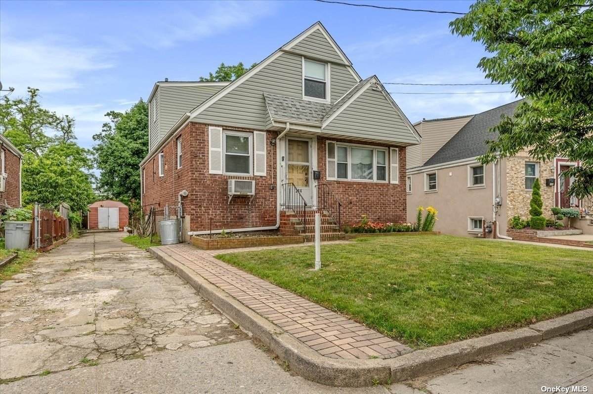 284 Sheridan Boulevard - Photo 1