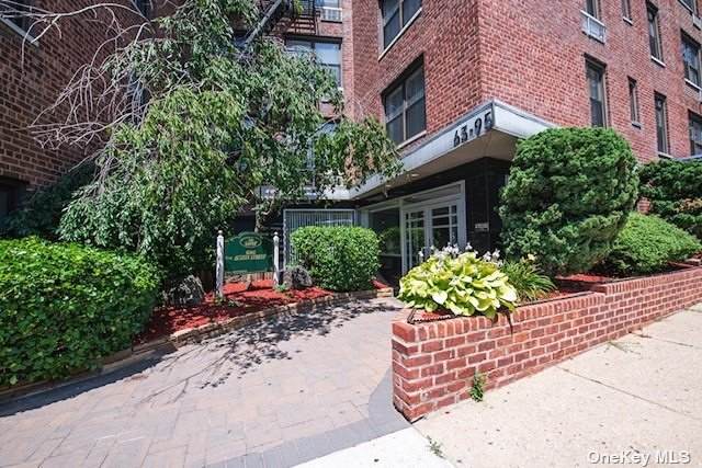 63-95 Austin Street - Photo 1