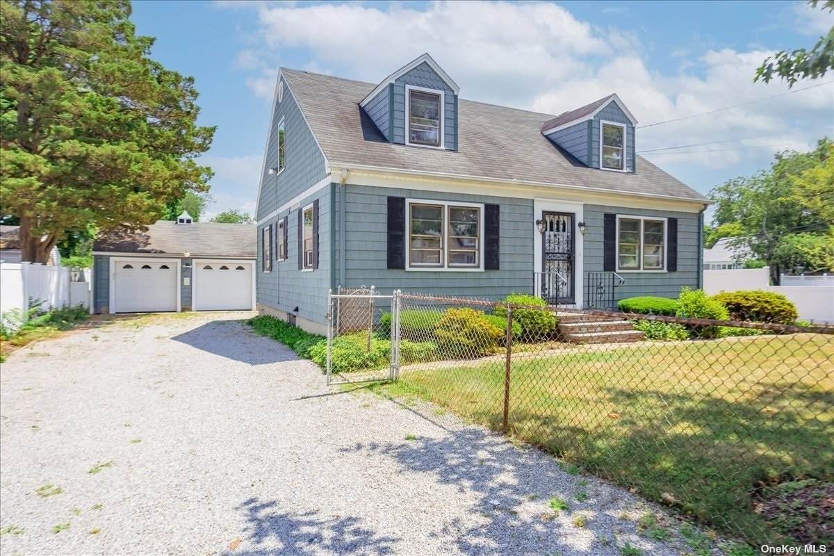 126 11th Avenue - Photo 1