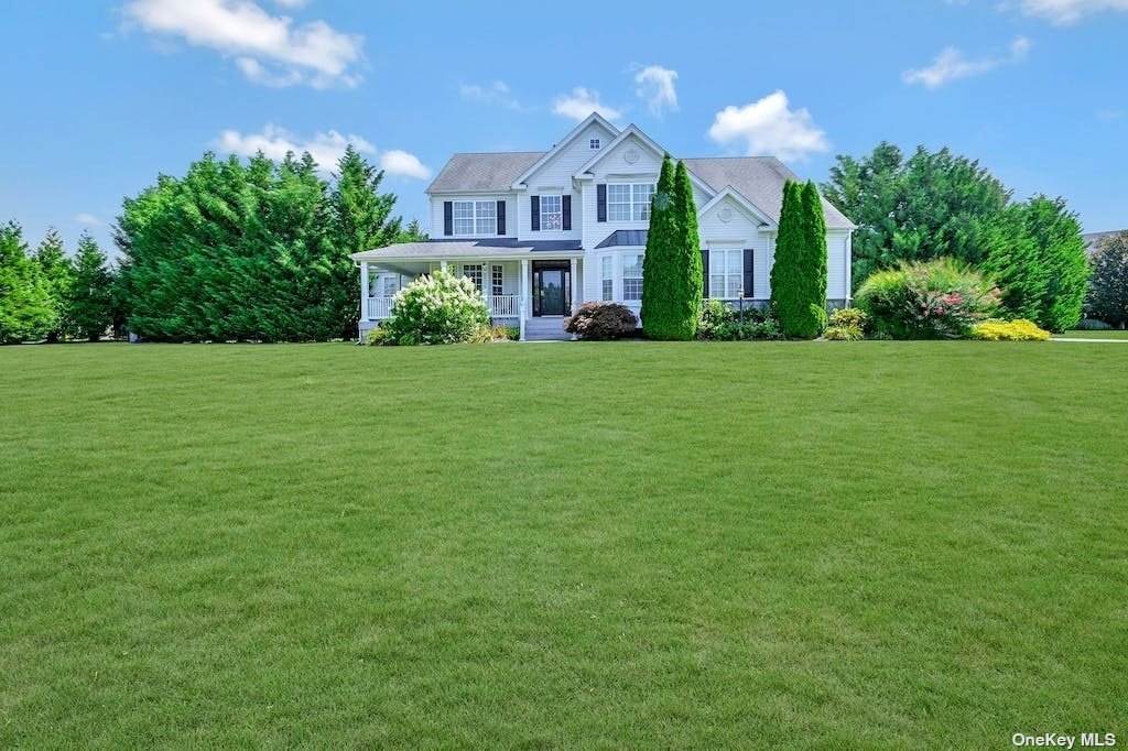 18 Merion Circle - Photo 1