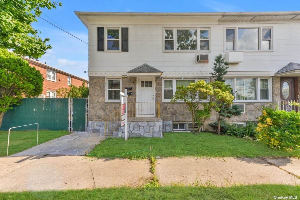157-54 21st Avenue - Photo 1