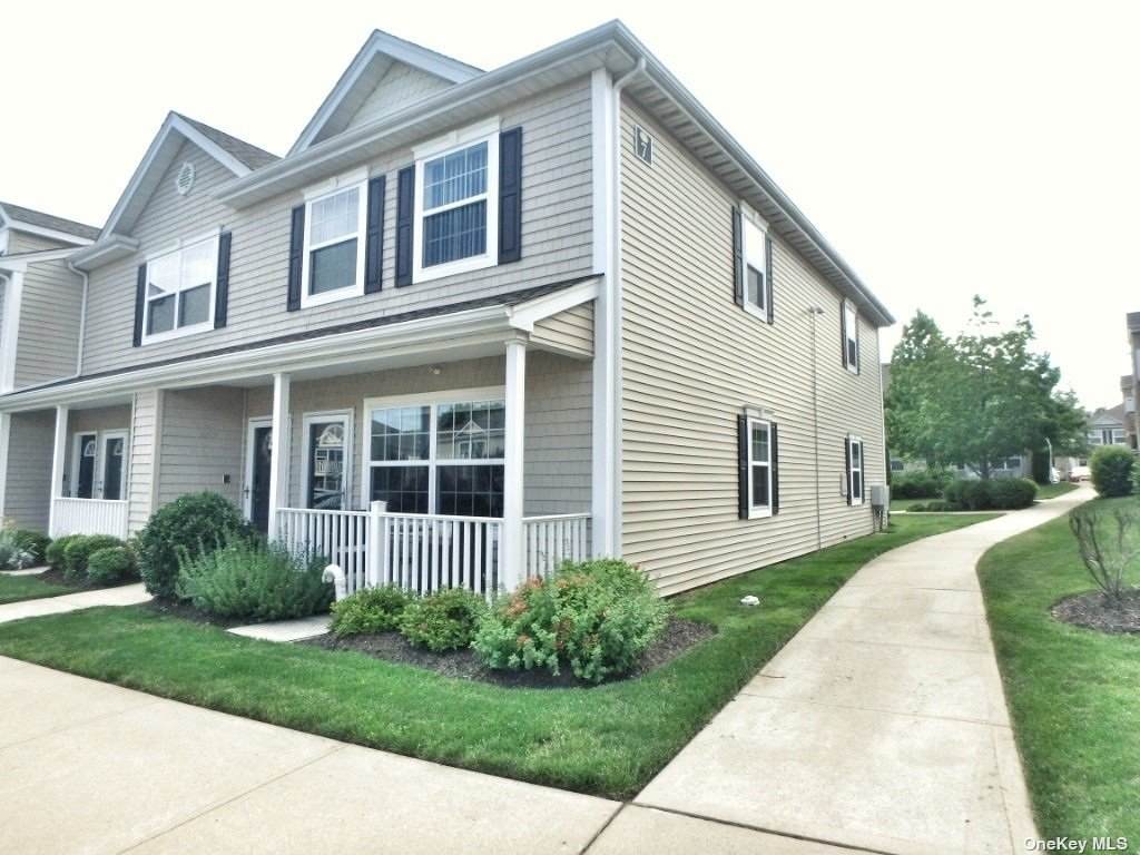 701 Willow Lane - Photo 1