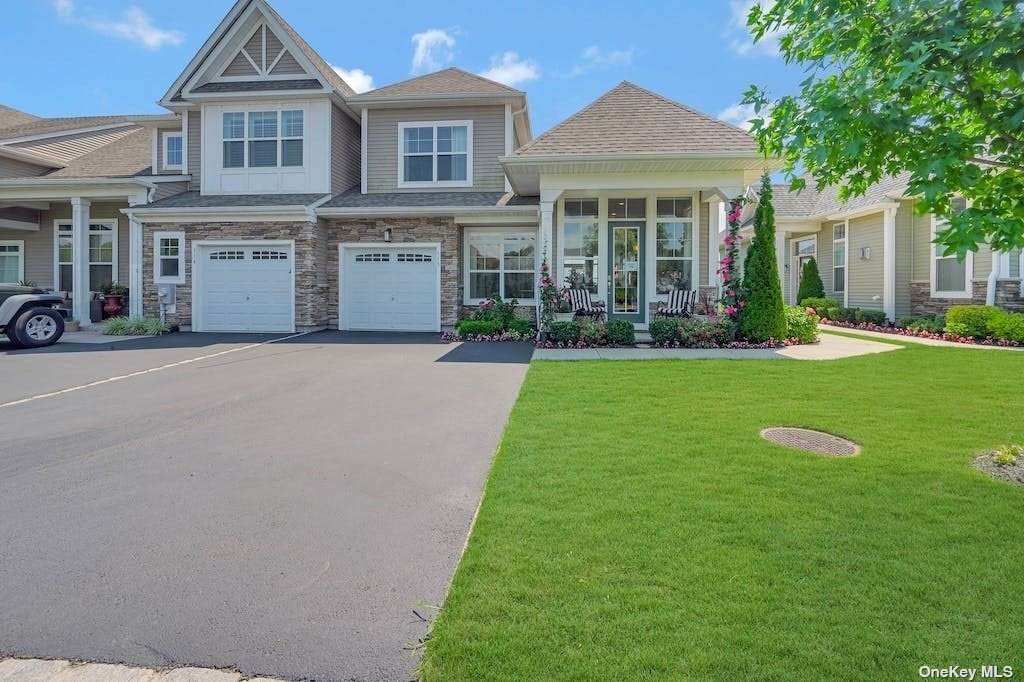 113 Wavell Avenue - Photo 1