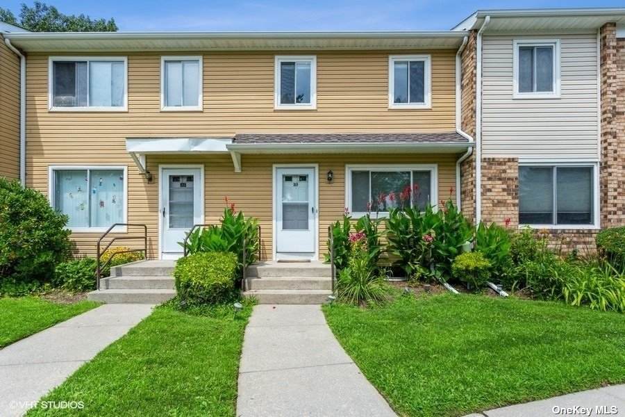 37 Town House Drive - Photo 1