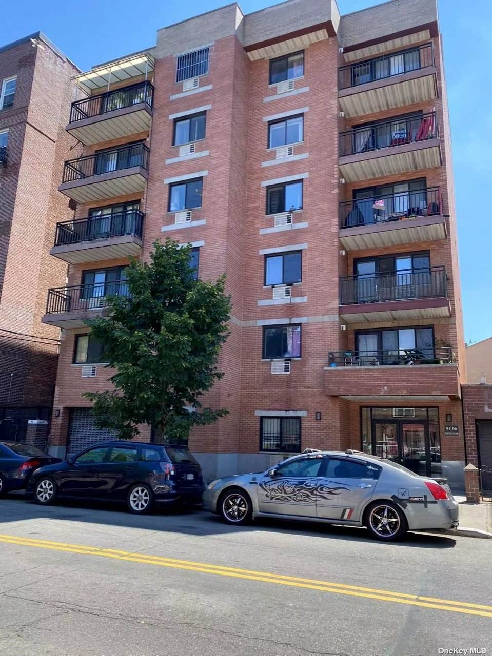 91-06 Whitney Avenue - Photo 1