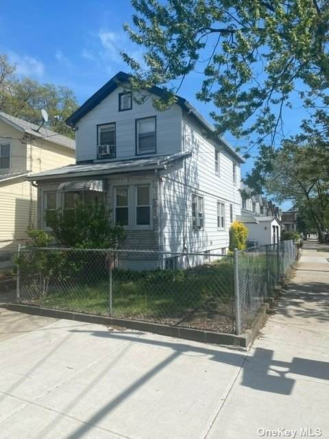 94-02 103Rd. Avenue - Photo 1