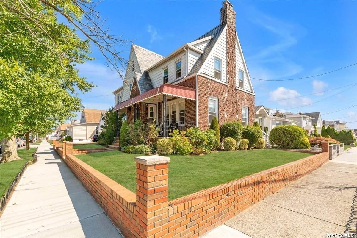 159-53 100th Street - Photo 1