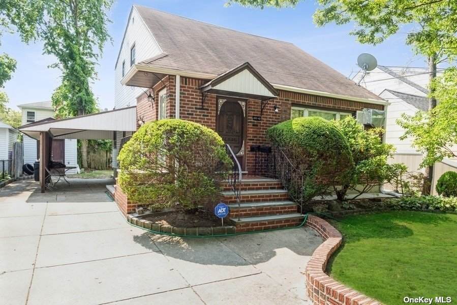 257-42 145 Ave - Photo 1