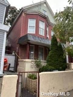 2655 Bainbridge Avenue - Photo 1