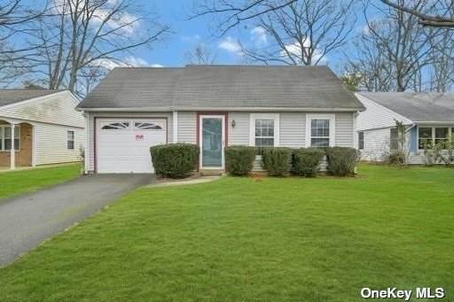 175 Canterbury Drive - Photo 1