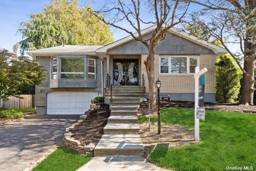 1110 Fordham Lane - Photo 1