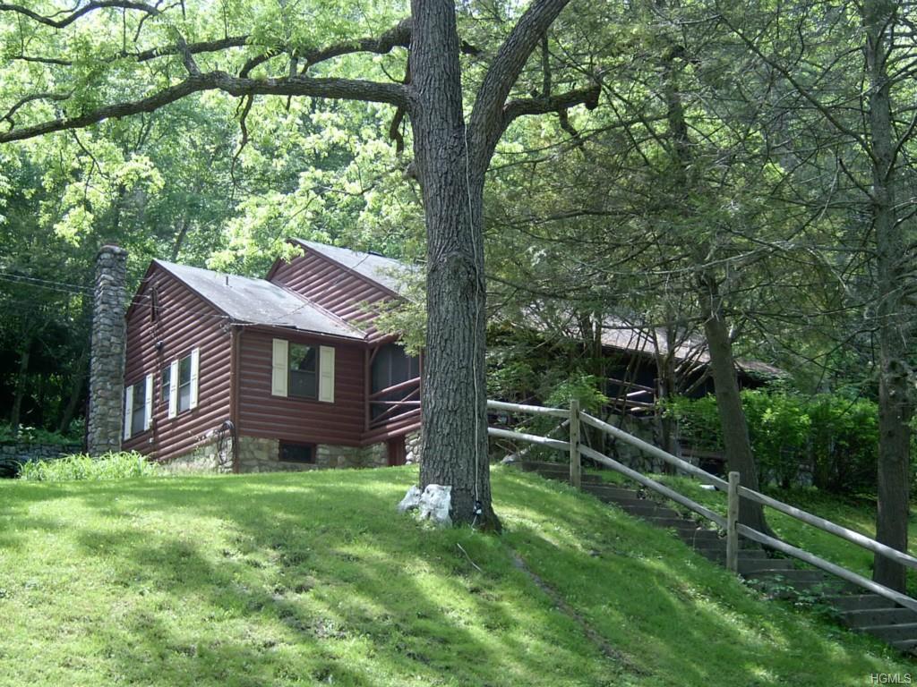 1 Mill Pond Lane, Warwick, NY 10990 (MLS #4509618) :: William Raveis Legends Realty Group