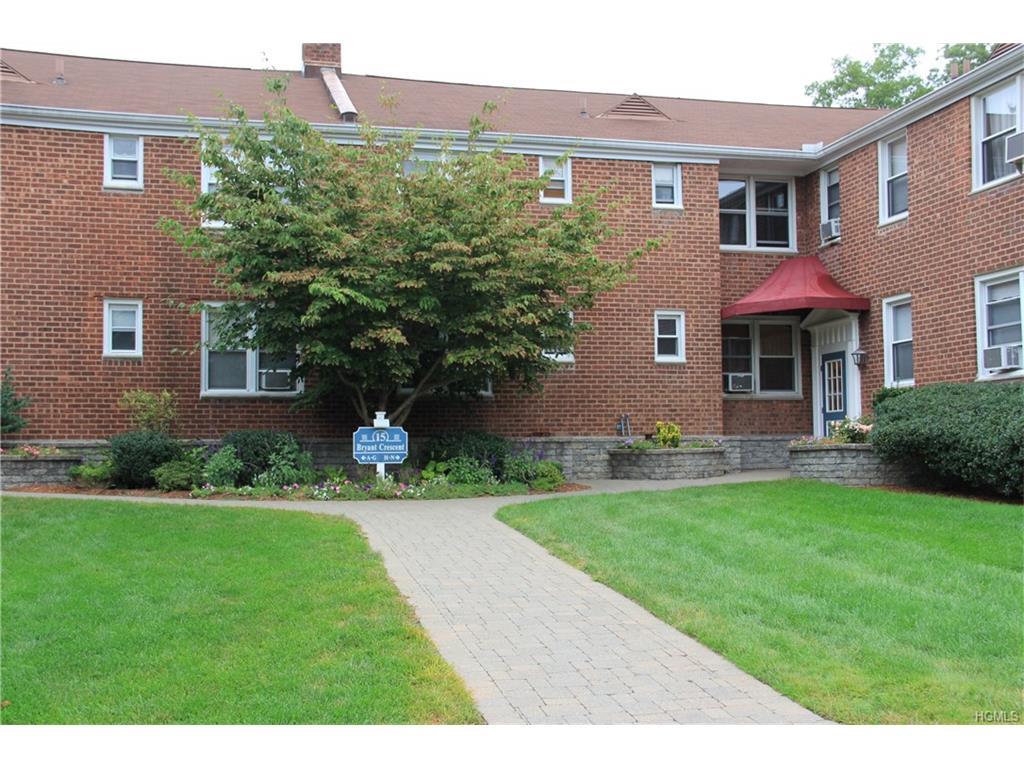 15 Bryant Crescent - Photo 1