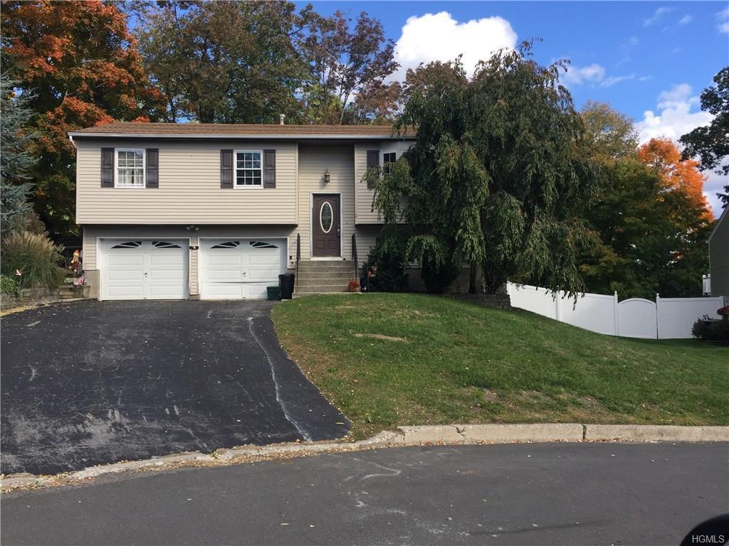 8 Hall Court, Monroe, NY 10950 (MLS #4546708) :: William Raveis Legends Realty Group
