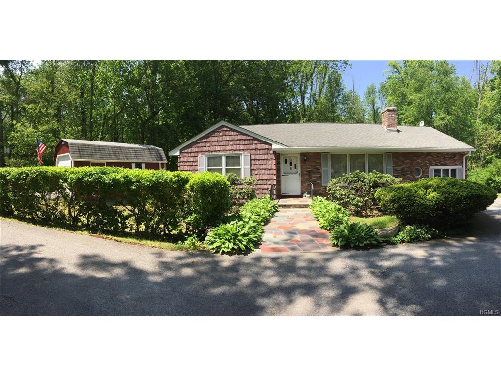 32 Lacona Road, Mahopac, NY 10541 (MLS #4623864) :: William Raveis Legends Realty Group