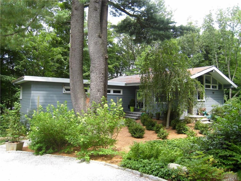5 Rolling Meadow Lane, Pound Ridge, NY 10576 (MLS #4626217) :: William Raveis Legends Realty Group