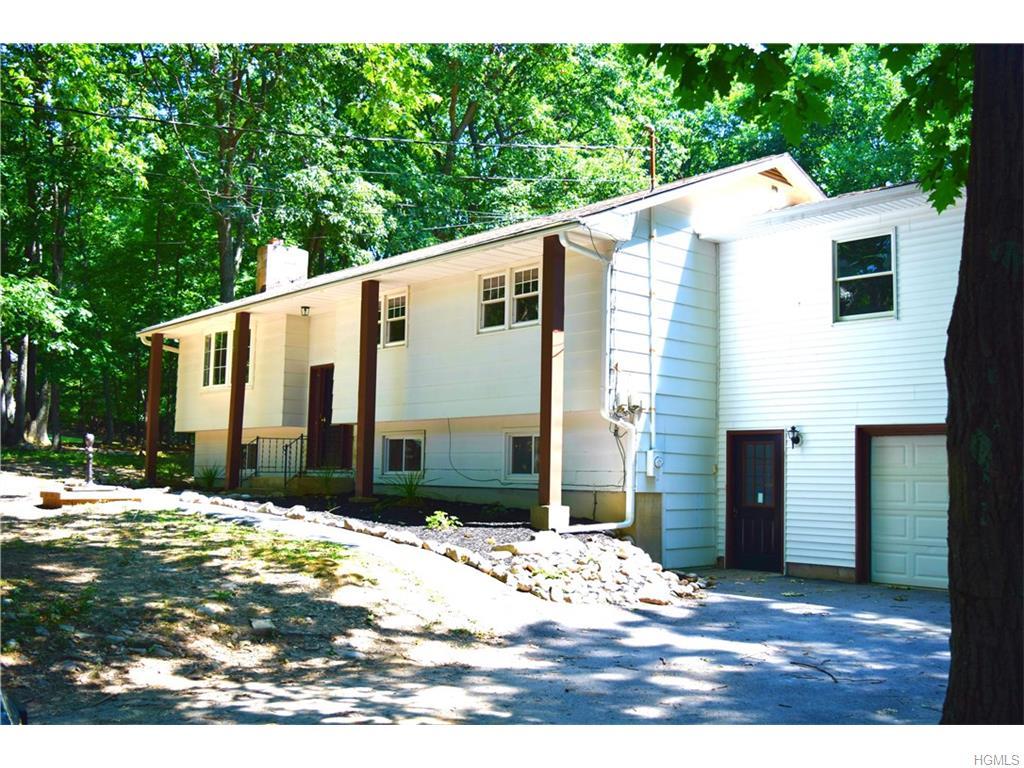 382 Nashopa Road, Bloomingburg, NY 12721 (MLS #4630227) :: William Raveis Legends Realty Group
