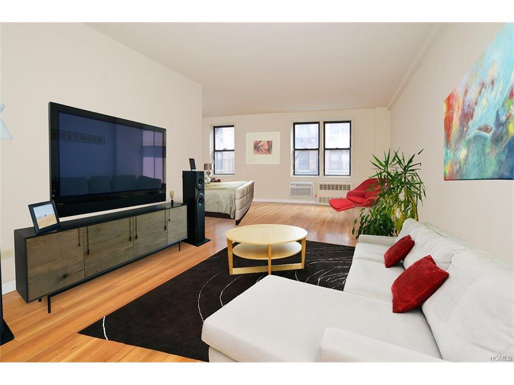 665 Thwaites Place 2B, Bronx, NY 10467 (MLS #4635821) :: William Raveis Legends Realty Group
