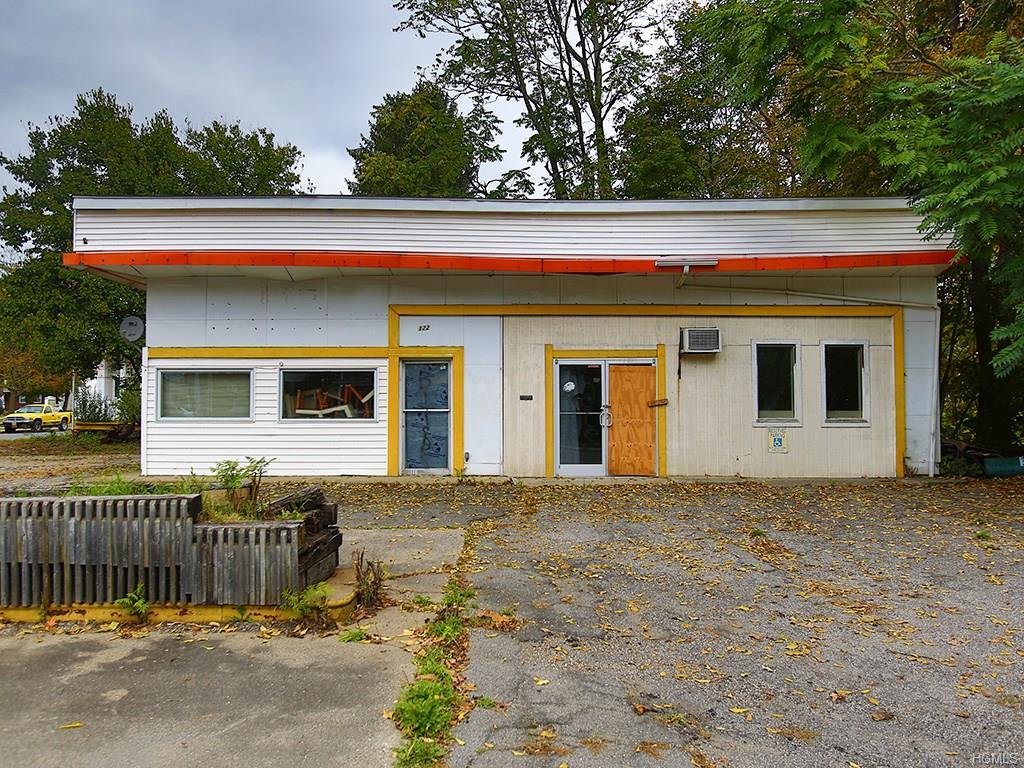 120 Center Street - Photo 1