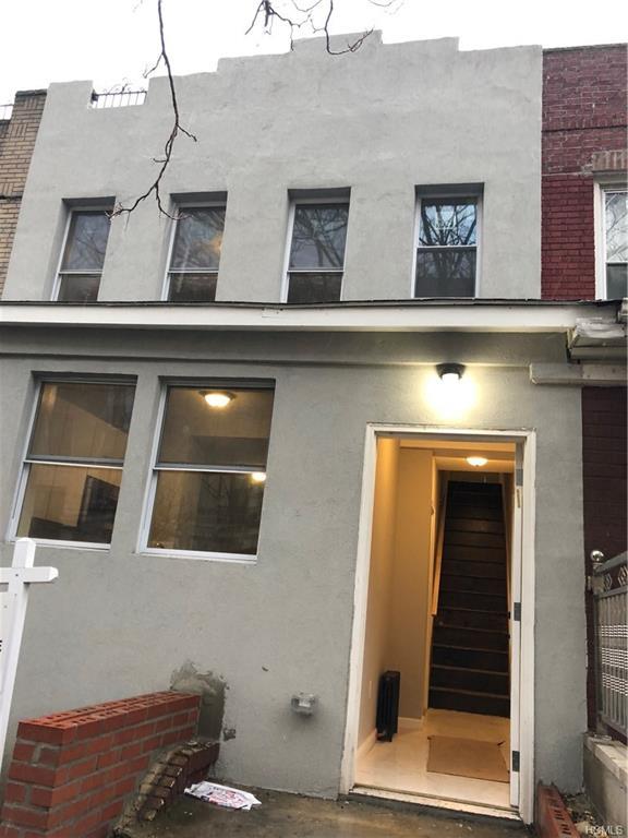 1219 Evergreen Avenue - Photo 1