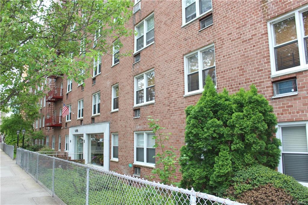 600 Locust Street - Photo 1