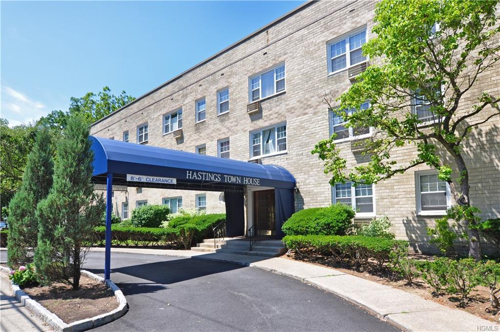 445 North Broadway - Photo 1