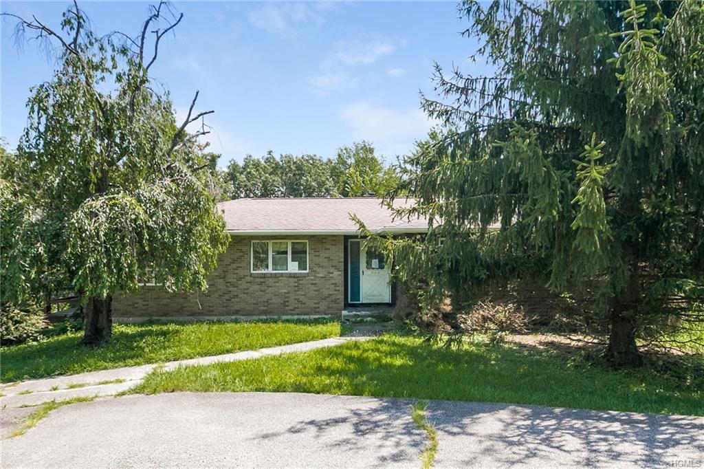 104 Houtman Drive - Photo 1