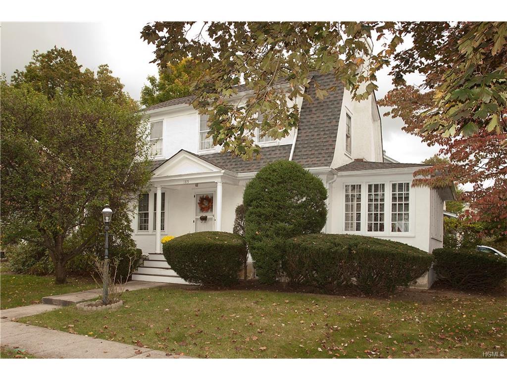 185 Hollywood Avenue - Photo 1