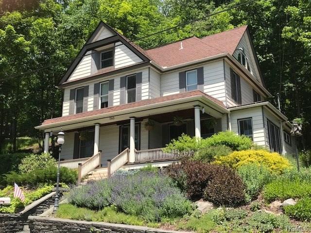 785 Hudson Street - Photo 1