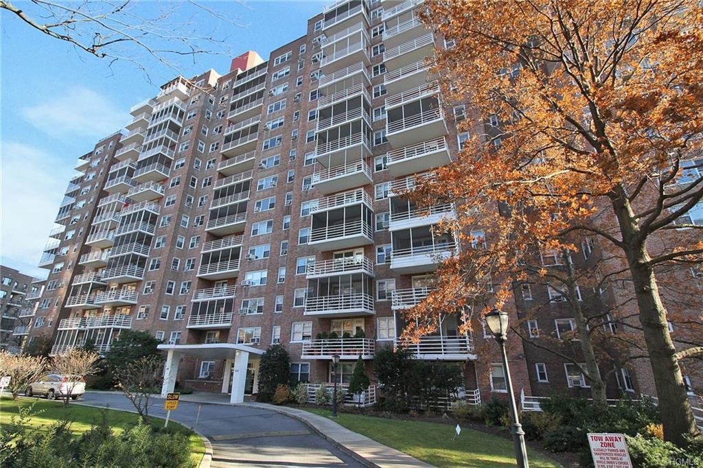 3530 Henry Hudson Parkway East - Photo 1