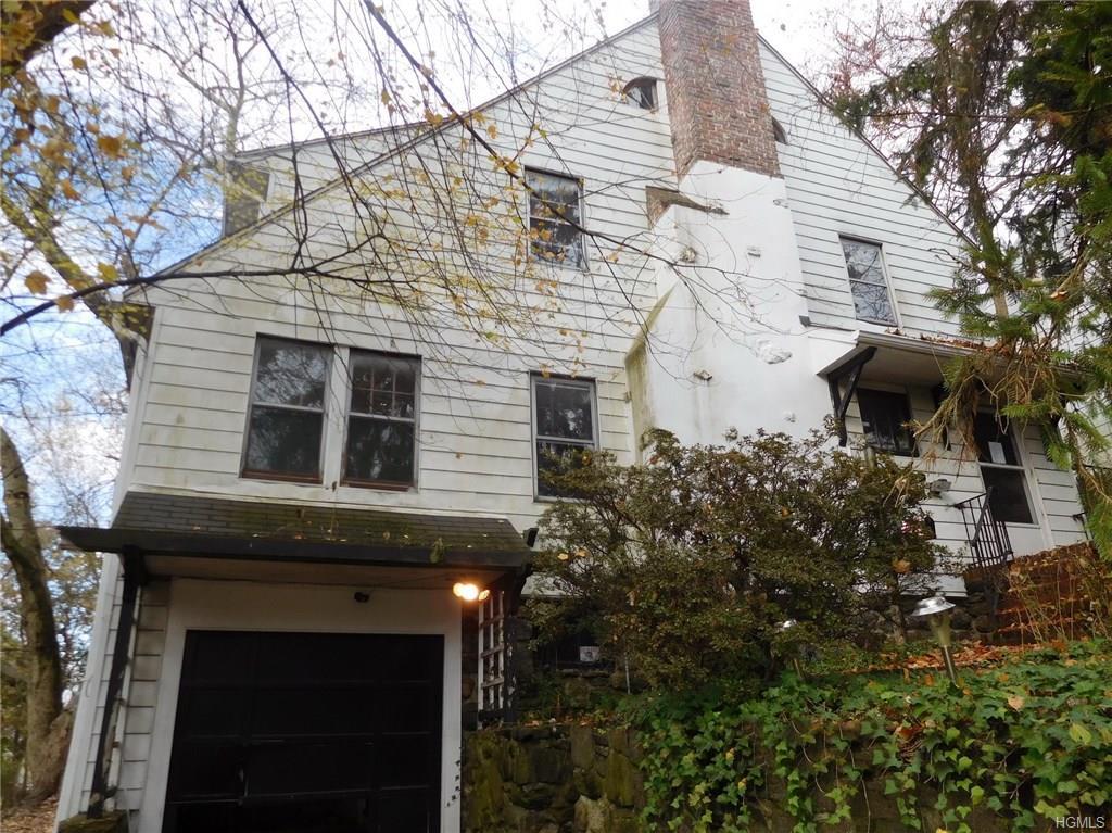 8 Eastern Drive - Photo 1