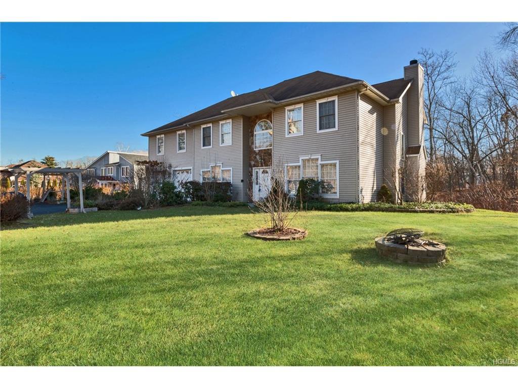 320 Pascack Road - Photo 1