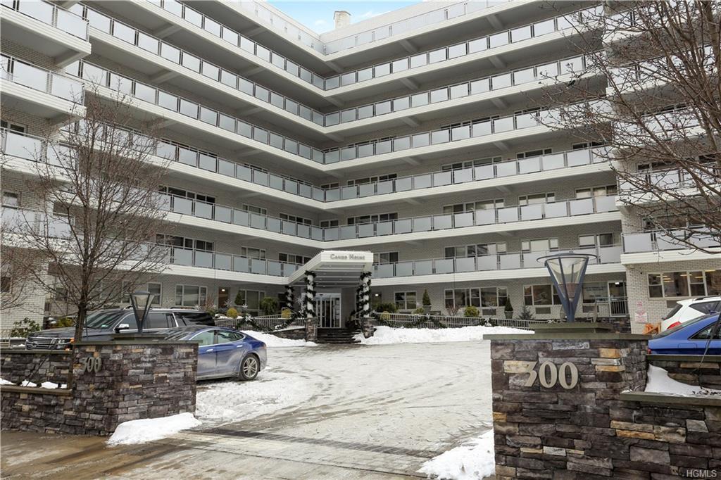 300 Martine Avenue - Photo 1