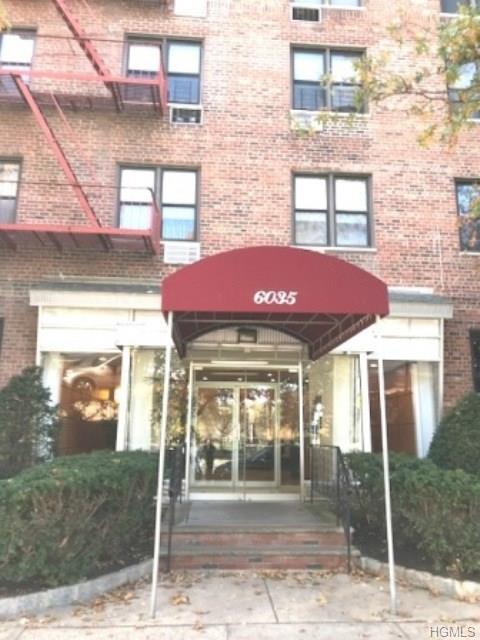 6035 Broadway - Photo 1