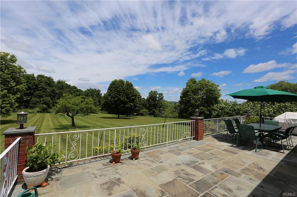 5 Elmer Galloway Road - Photo 1