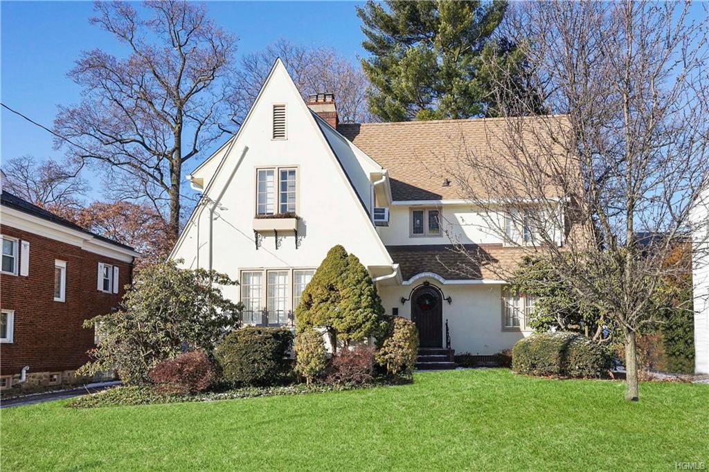 35 Storer Avenue - Photo 1