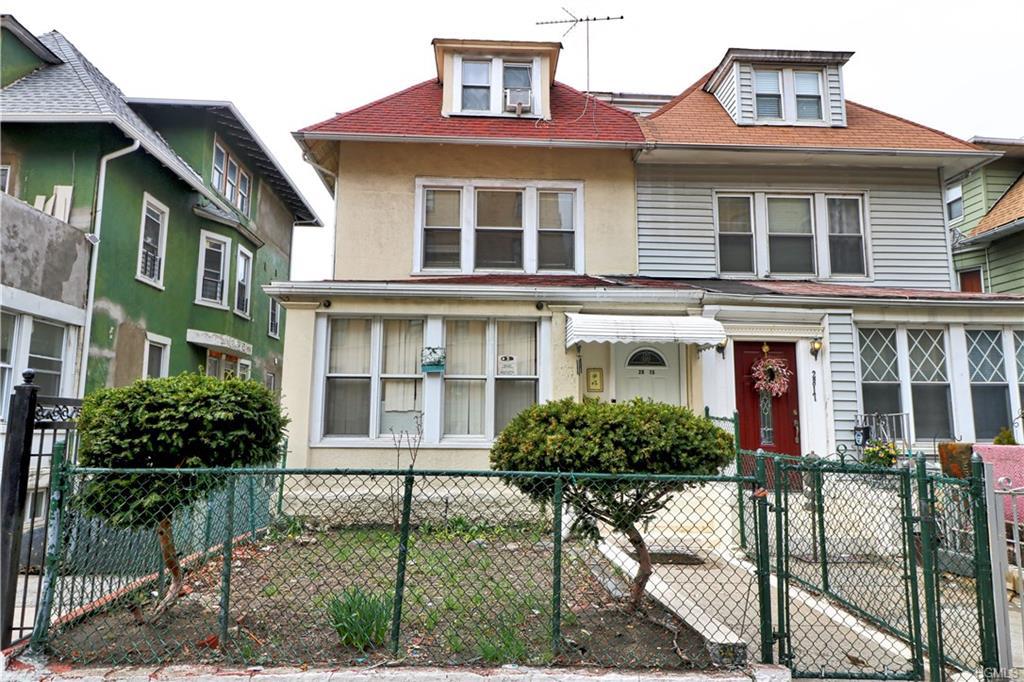 2815 Sedgwick Avenue - Photo 1