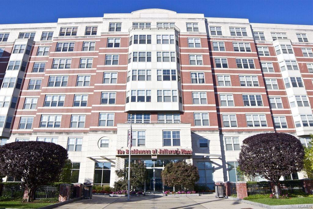 300 Mamaroneck Avenue - Photo 1
