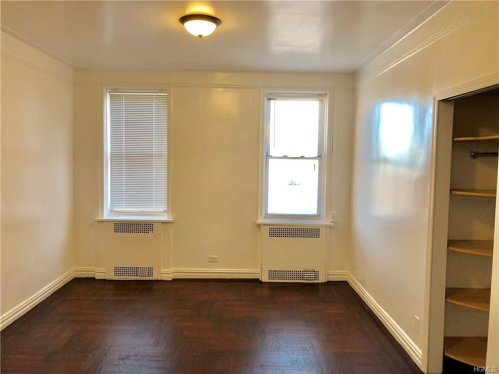 3321 Bruckner Boulevard - Photo 1
