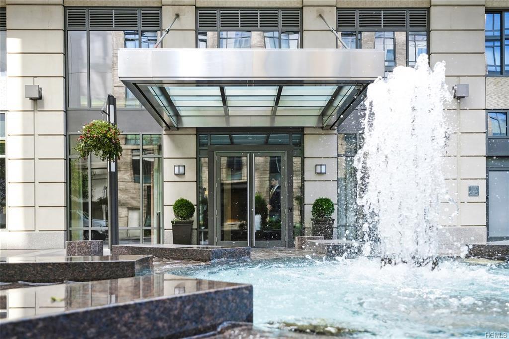 10 City Place - Photo 1