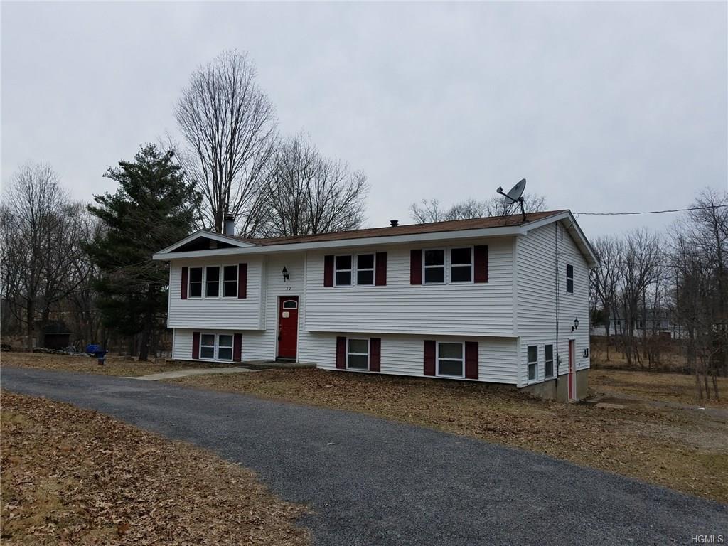 32 Cardinal Drive - Photo 1
