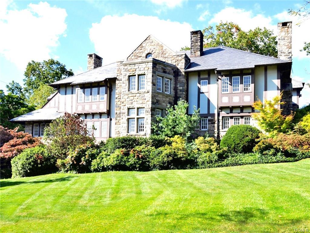 55 Witherbee Avenue - Photo 1