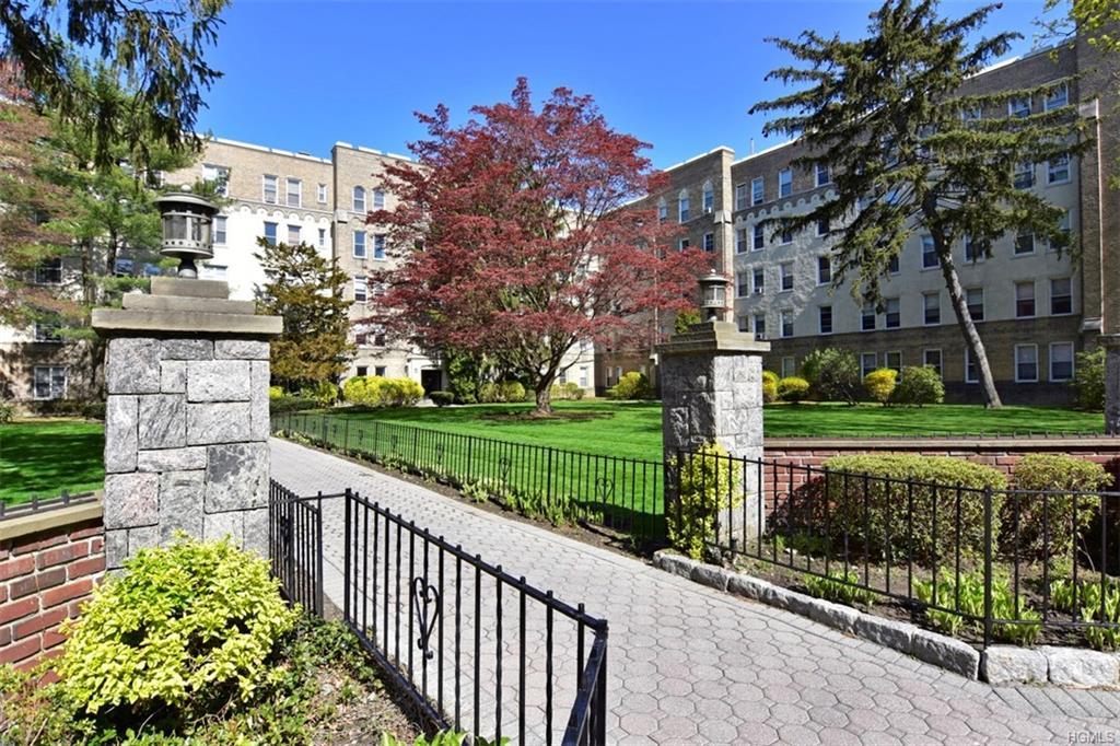 472 Gramatan Avenue - Photo 1