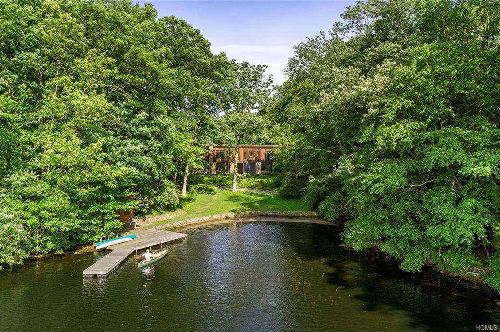 24 Midway Lane - Photo 1