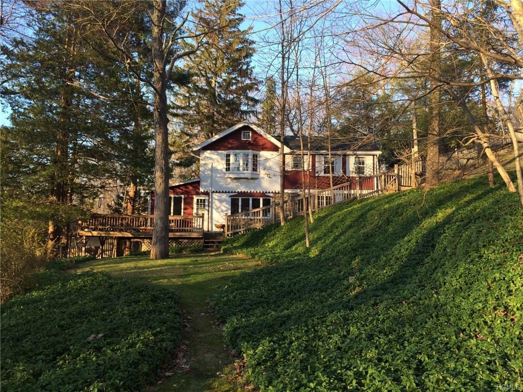 17 Sunset Drive - Photo 1